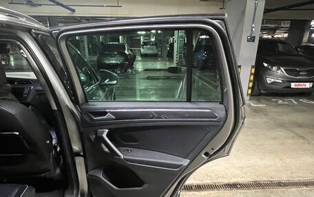 Volkswagen Tiguan II, 2017 год, 2 645 000 рублей, 14 фотография