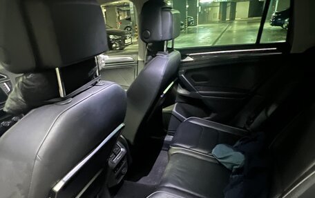 Volkswagen Tiguan II, 2017 год, 2 645 000 рублей, 11 фотография