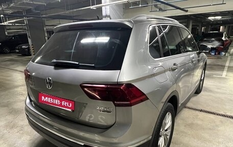 Volkswagen Tiguan II, 2017 год, 2 645 000 рублей, 6 фотография