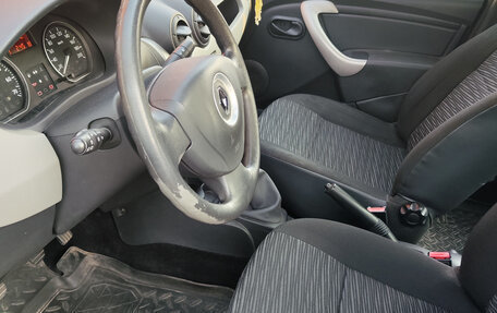Renault Logan I, 2011 год, 795 000 рублей, 7 фотография