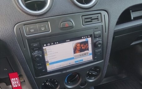 Ford Fusion I, 2006 год, 390 000 рублей, 15 фотография