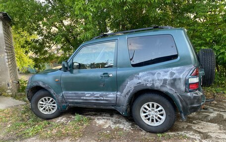 Mitsubishi Pajero III рестайлинг, 2000 год, 520 000 рублей, 3 фотография