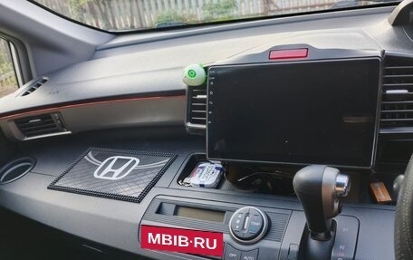 Honda Freed I, 2011 год, 1 200 000 рублей, 15 фотография