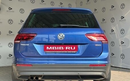 Volkswagen Tiguan II, 2018 год, 2 600 000 рублей, 5 фотография