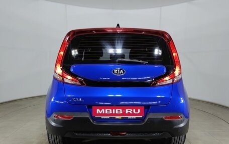 KIA Soul III, 2021 год, 1 930 000 рублей, 6 фотография