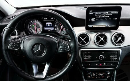 Mercedes-Benz GLA, 2016 год, 1 992 000 рублей, 6 фотография