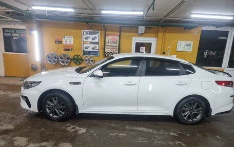 KIA Optima IV, 2019 год, 800 000 рублей, 6 фотография