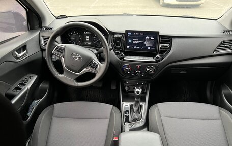 Hyundai Solaris II рестайлинг, 2021 год, 1 750 000 рублей, 5 фотография