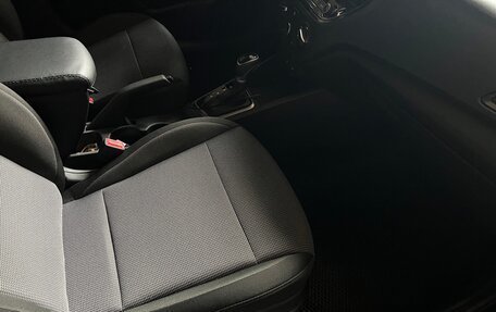 Hyundai Solaris II рестайлинг, 2021 год, 1 750 000 рублей, 7 фотография