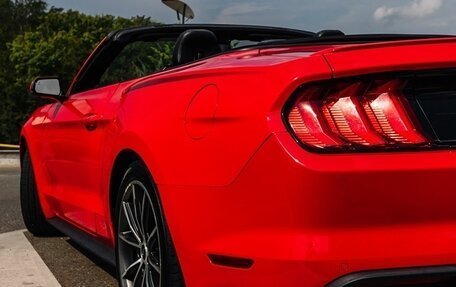 Ford Mustang VI рестайлинг, 2019 год, 3 690 000 рублей, 11 фотография