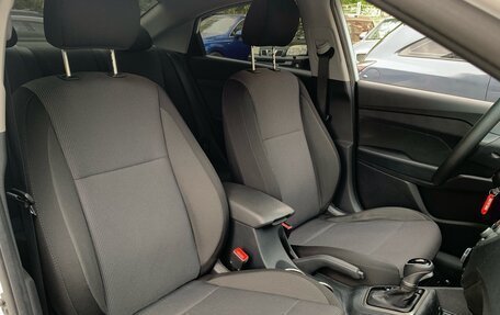 Hyundai Solaris II рестайлинг, 2019 год, 1 299 000 рублей, 10 фотография