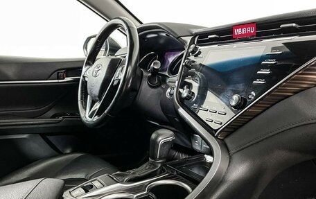 Toyota Camry, 2018 год, 2 447 000 рублей, 9 фотография