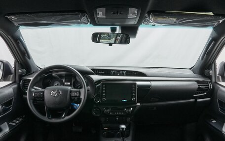 Toyota Hilux VIII, 2023 год, 6 599 000 рублей, 10 фотография