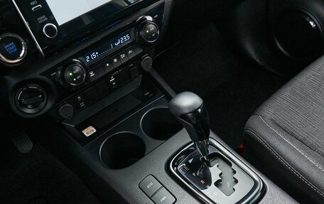 Toyota Hilux VIII, 2023 год, 6 599 000 рублей, 23 фотография