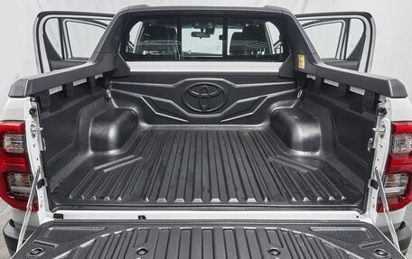 Toyota Hilux VIII, 2023 год, 6 599 000 рублей, 30 фотография