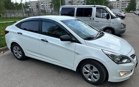 Hyundai Solaris II рестайлинг, 2014 год, 599 999 рублей, 2 фотография