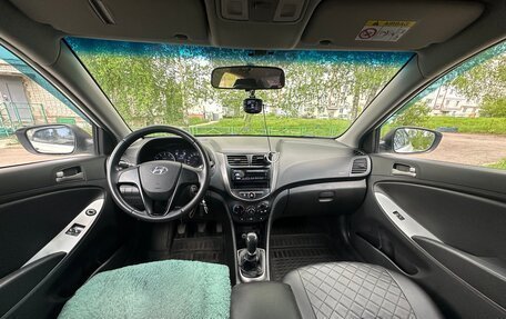 Hyundai Solaris II рестайлинг, 2014 год, 599 999 рублей, 24 фотография