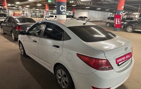 Hyundai Solaris II рестайлинг, 2014 год, 599 999 рублей, 30 фотография