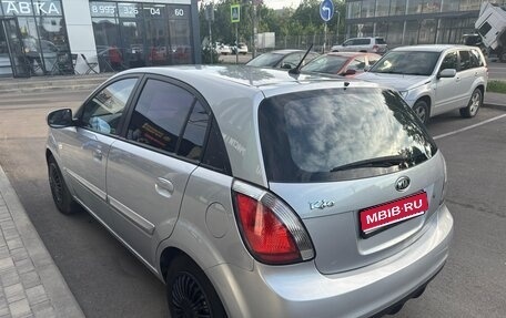 KIA Rio II, 2011 год, 679 999 рублей, 1 фотография