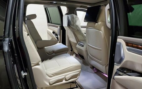 Cadillac Escalade V, 2025 год, 23 000 000 рублей, 7 фотография