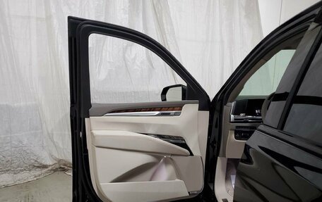Cadillac Escalade V, 2025 год, 23 000 000 рублей, 10 фотография