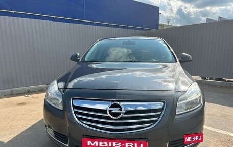 Opel Insignia II рестайлинг, 2008 год, 799 000 рублей, 2 фотография