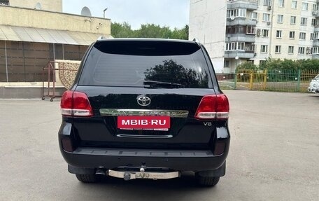 Toyota Land Cruiser 200, 2011 год, 3 400 000 рублей, 6 фотография