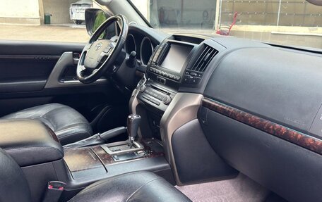 Toyota Land Cruiser 200, 2011 год, 3 400 000 рублей, 11 фотография