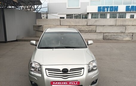 Toyota Avensis III рестайлинг, 2007 год, 1 200 000 рублей, 4 фотография