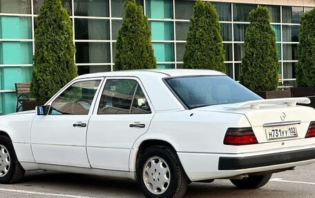 Mercedes-Benz W124, 1990 год, 300 000 рублей, 8 фотография