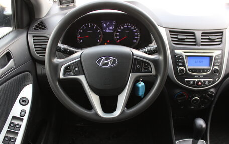 Hyundai Solaris II рестайлинг, 2013 год, 677 000 рублей, 15 фотография