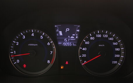 Hyundai Solaris II рестайлинг, 2013 год, 677 000 рублей, 17 фотография