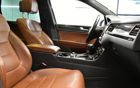 Volkswagen Touareg III, 2014 год, 2 900 000 рублей, 9 фотография