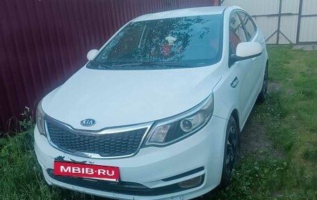 KIA Rio III рестайлинг, 2016 год, 960 000 рублей, 3 фотография