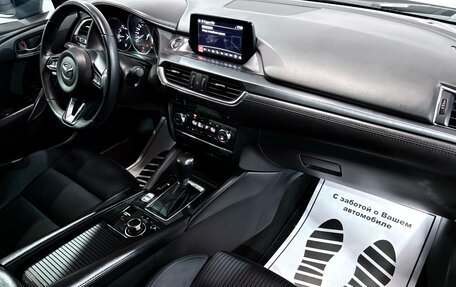 Mazda 6, 2017 год, 1 640 000 рублей, 18 фотография
