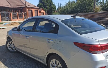 KIA Rio IV, 2018 год, 1 495 000 рублей, 2 фотография