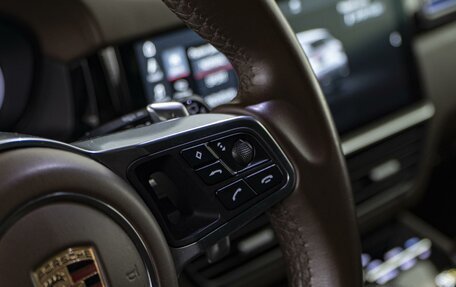 Porsche Cayenne III, 2018 год, 5 899 000 рублей, 15 фотография