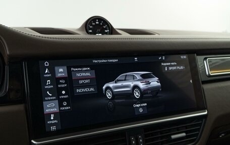 Porsche Cayenne III, 2018 год, 5 899 000 рублей, 26 фотография