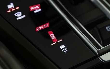 Porsche Cayenne III, 2018 год, 5 899 000 рублей, 24 фотография