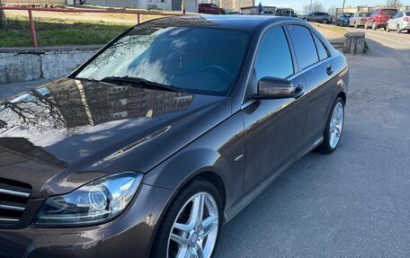 Mercedes-Benz C-Класс, 2013 год, 2 000 000 рублей, 4 фотография
