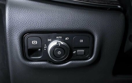 Mercedes-Benz V-Класс, 2025 год, 14 490 000 рублей, 15 фотография