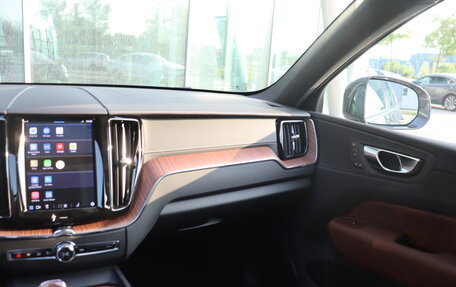 Volvo XC60 II, 2024 год, 7 100 000 рублей, 39 фотография