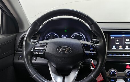 Hyundai Elantra VI рестайлинг, 2019 год, 1 229 000 рублей, 11 фотография