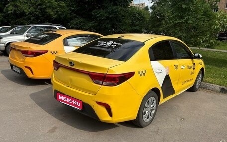 KIA Rio IV, 2017 год, 565 000 рублей, 2 фотография