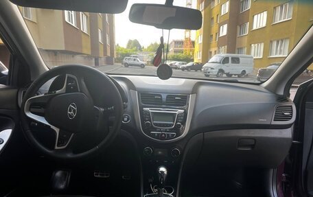 Hyundai Solaris II рестайлинг, 2012 год, 870 000 рублей, 11 фотография