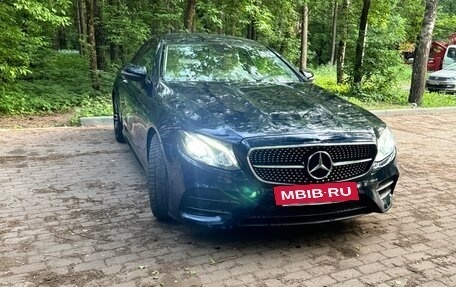Mercedes-Benz E-Класс, 2018 год, 3 900 000 рублей, 3 фотография