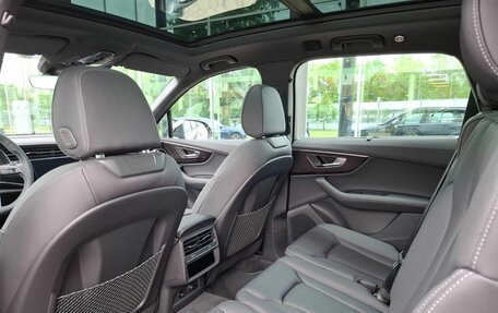 Audi Q7, 2024 год, 10 490 000 рублей, 14 фотография
