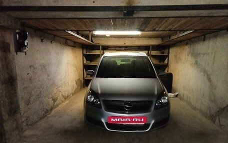 Opel Zafira B, 2005 год, 690 000 рублей, 22 фотография