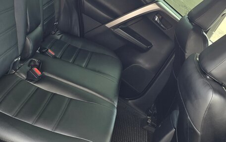 Toyota RAV4, 2016 год, 2 400 000 рублей, 9 фотография