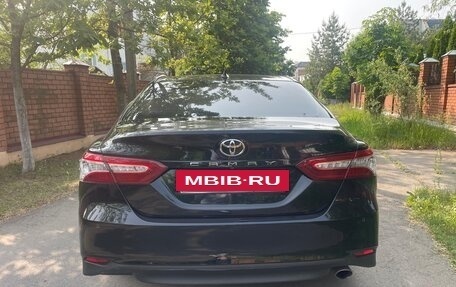 Toyota Camry, 2019 год, 2 780 000 рублей, 4 фотография